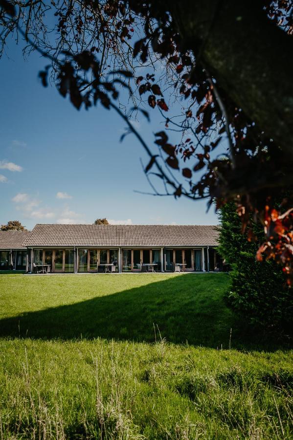 Motel-Restaurant-Grand Cafe De Caisson Kapelle エクステリア 写真